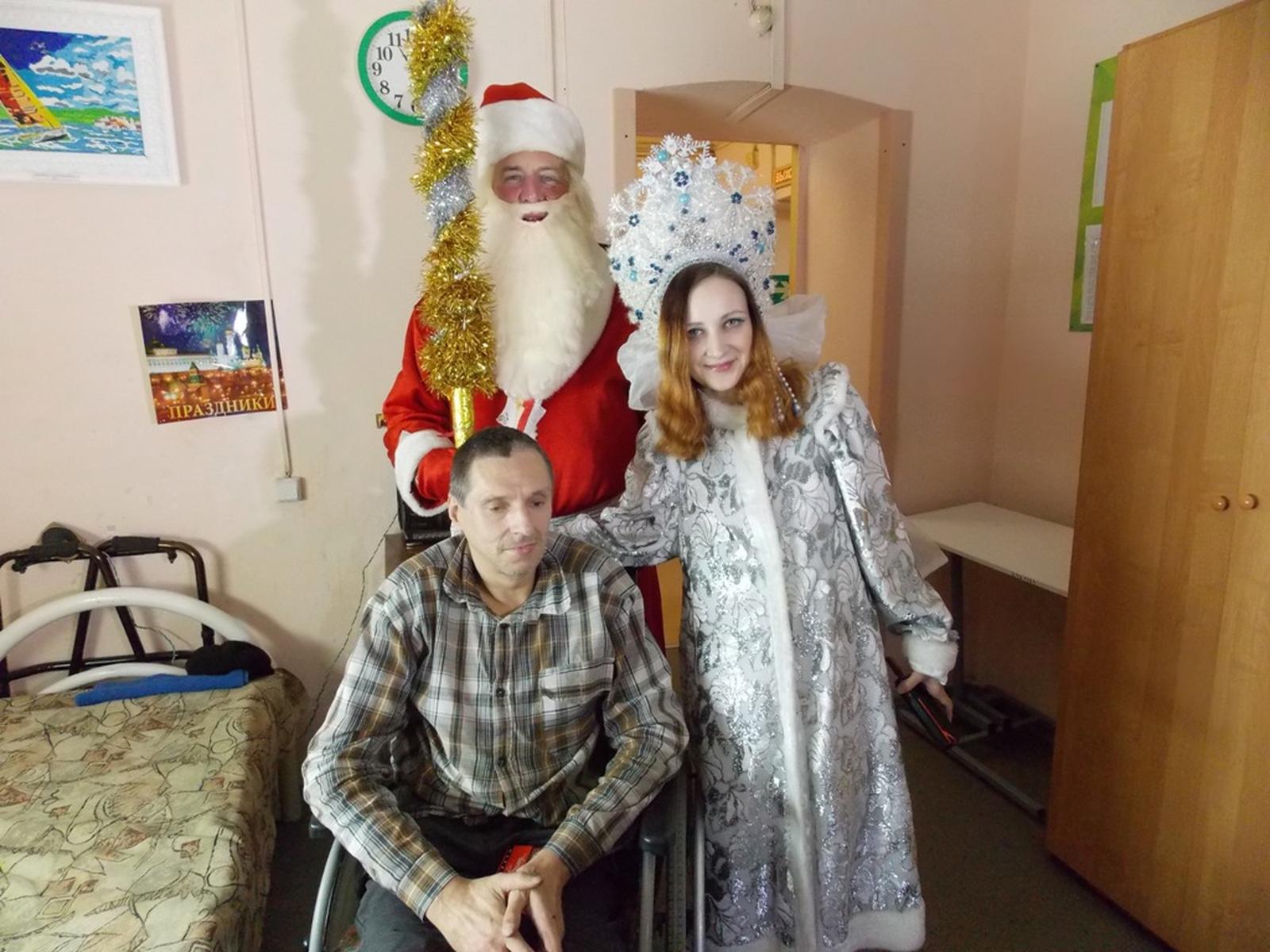 Библиотека имени сурикова углич. Угличский дом-интернат. Угличский дом интернат для престарелых. Угличский интернат. Дом интернат углич.